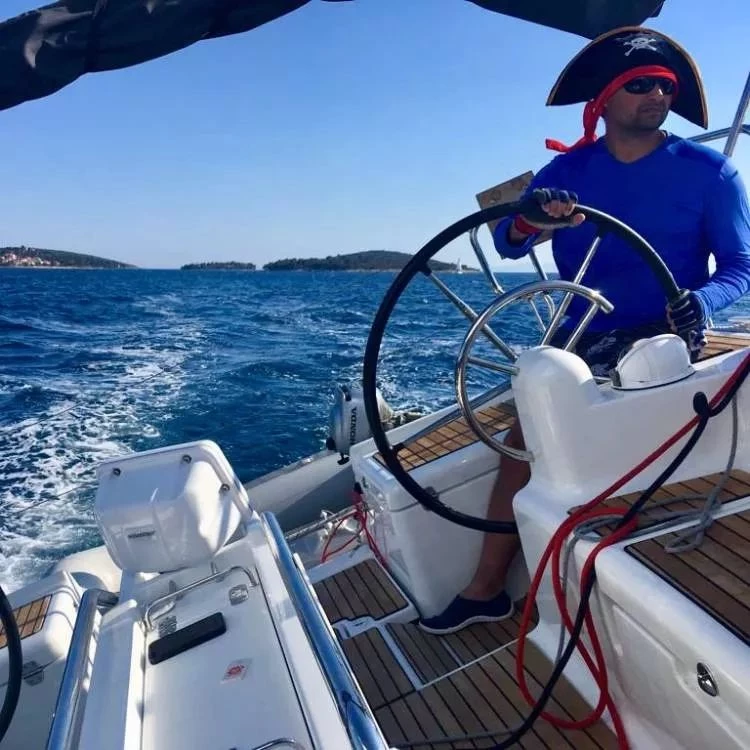 Бизнес с ветроходни лодки