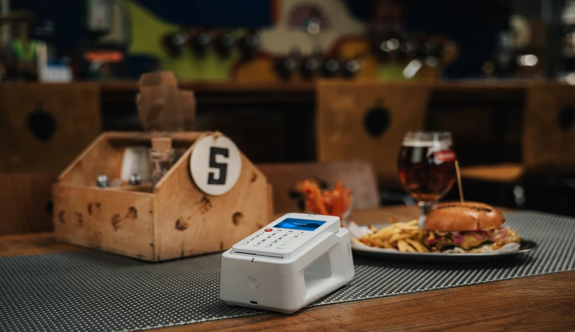 το key beer bar χρησιμοποιεί το myPOS για πληρωμές με κάρτα