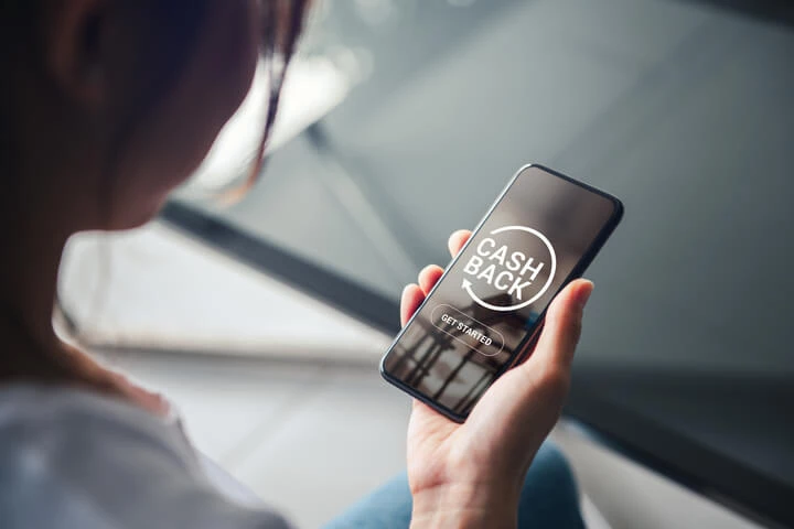 Cashback Vs Discounts And Rewards  