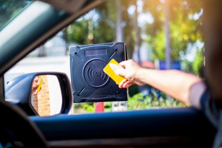 Parking scanner carte RFID