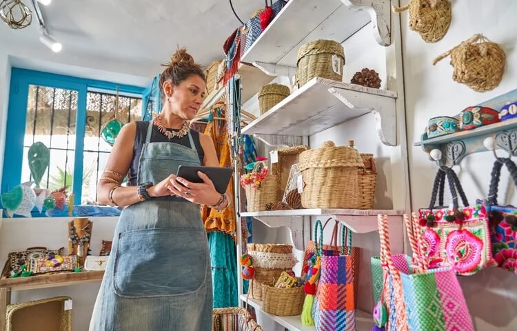 Collaborer avec des influenceurs locaux et des micro-communautés
