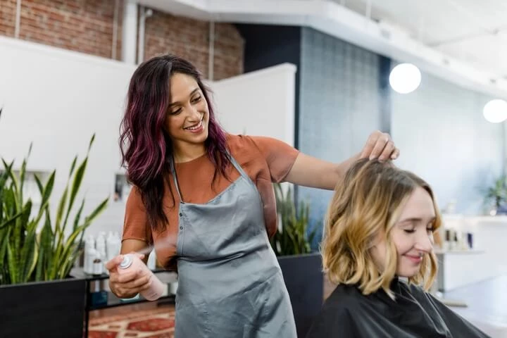 Comment le CES influence le comportement client