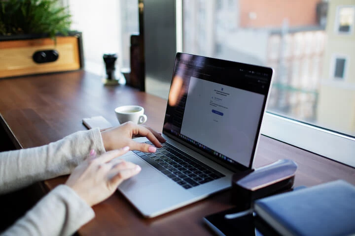 Freelance copywriter