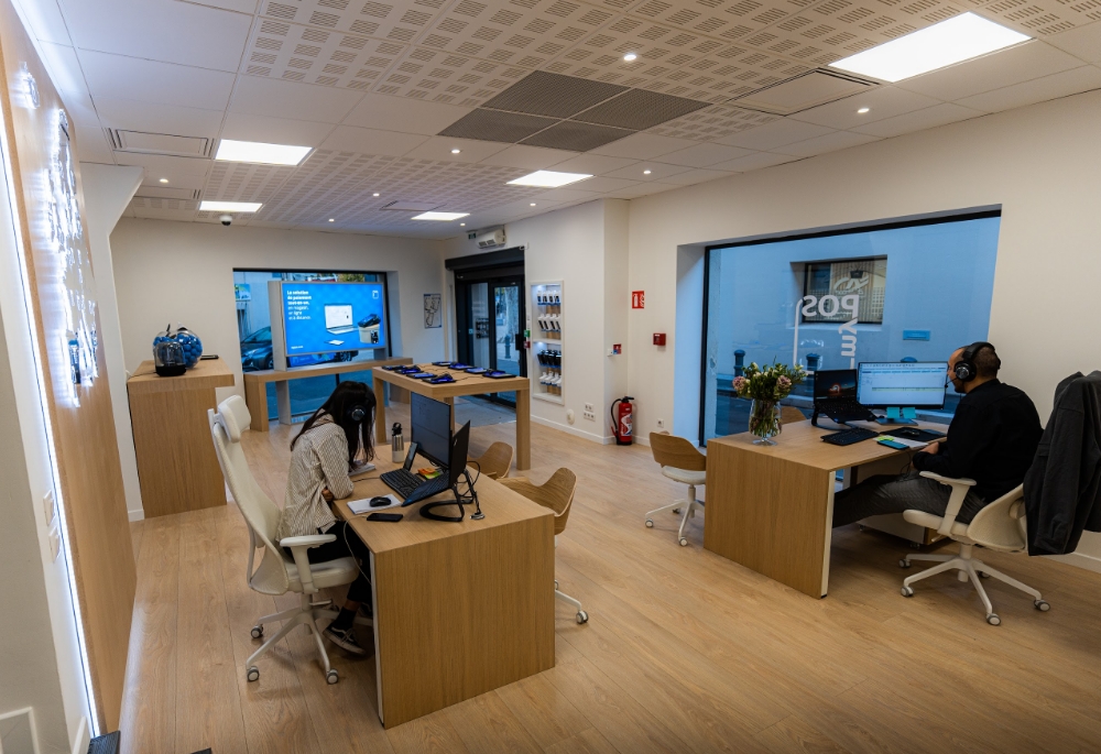 Aix-en-Provence store interior view 2
