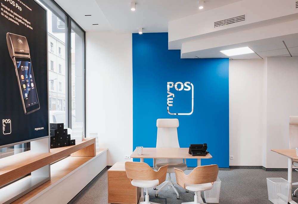 Lyon store interior view 5