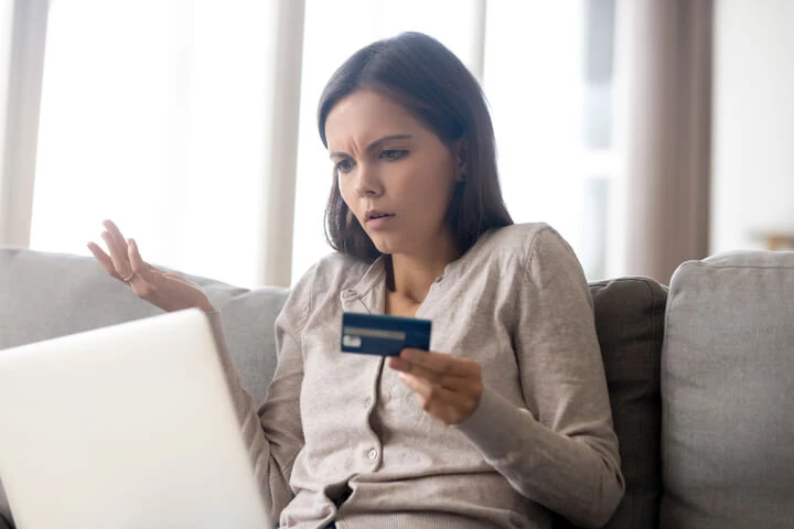 Perché la transazione con carta di debito è stata negata