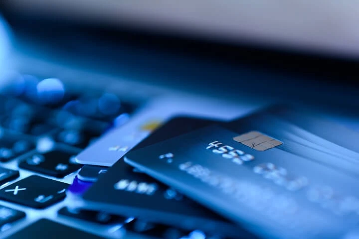 Cosa fare se il rimborso su carta di credito o debito è in ritardo