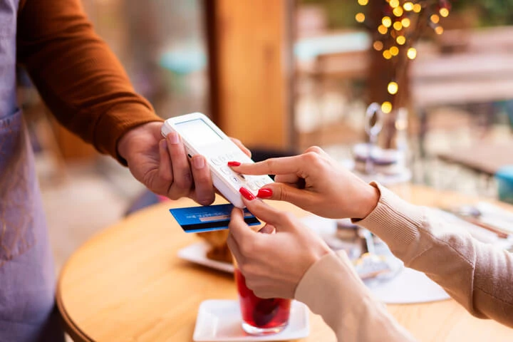 Amenzi, controale și riscuri reale pentru comercianți